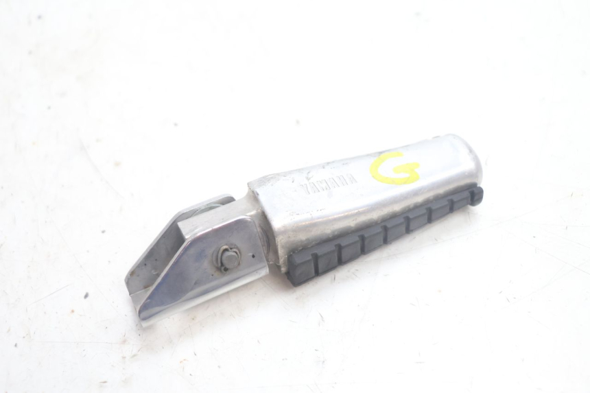 photo de CALE PIED ARRIERE GAUCHE YAMAHA XV VIRAGO 535 (1988 - 2004) - Points de fixation