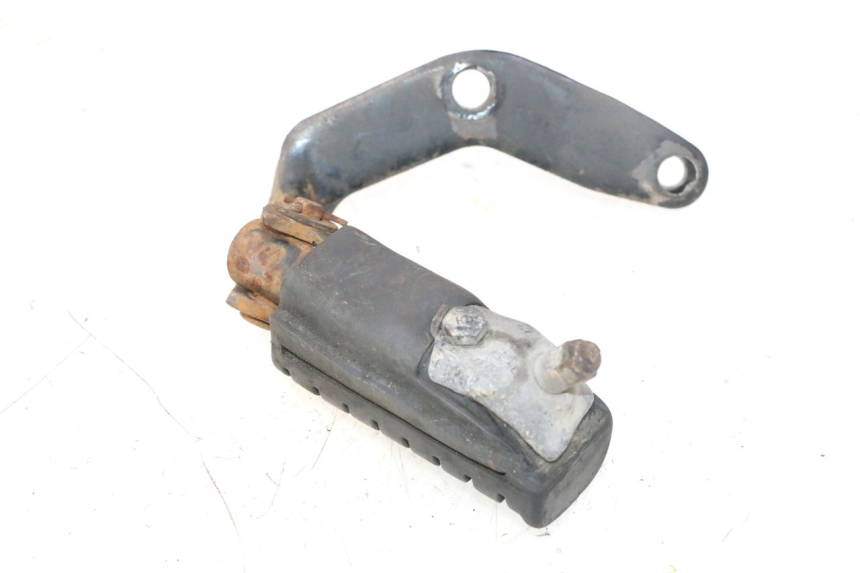 photo de CALE PIED AVANT DROIT HONDA CB TWO FIFTY 250 (1991 - 2002) - Pièce contrôlée