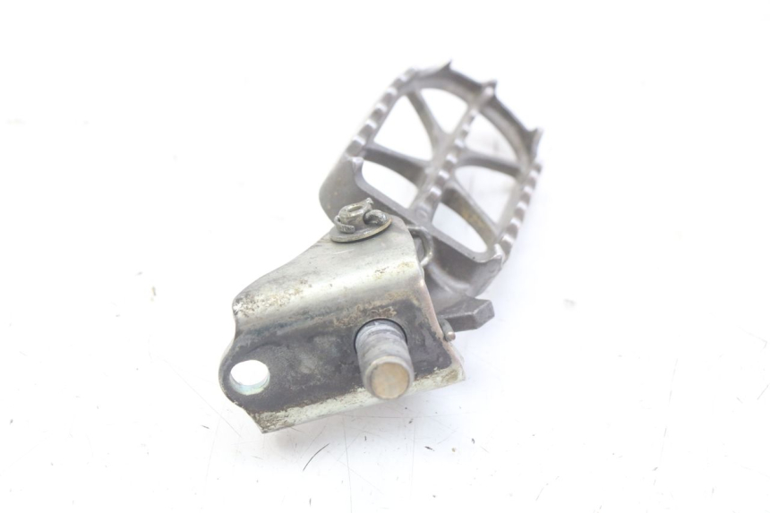 photo de CALE PIED AVANT DROIT HONDA CRF 250 (2010 - 2013)