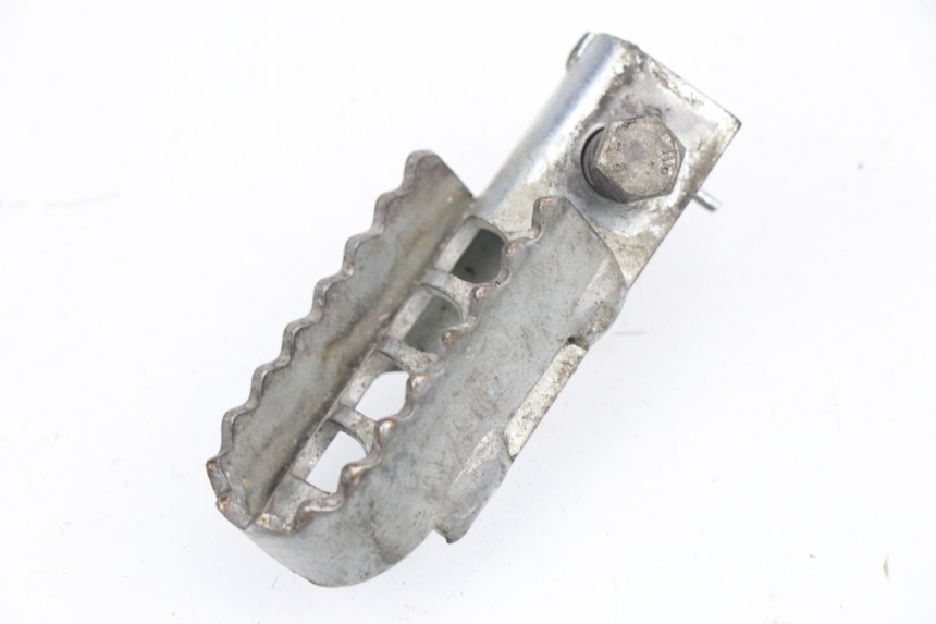 photo de CALE PIED AVANT DROIT DERBI SENDA SM DRD 50 (2008 - 2013)