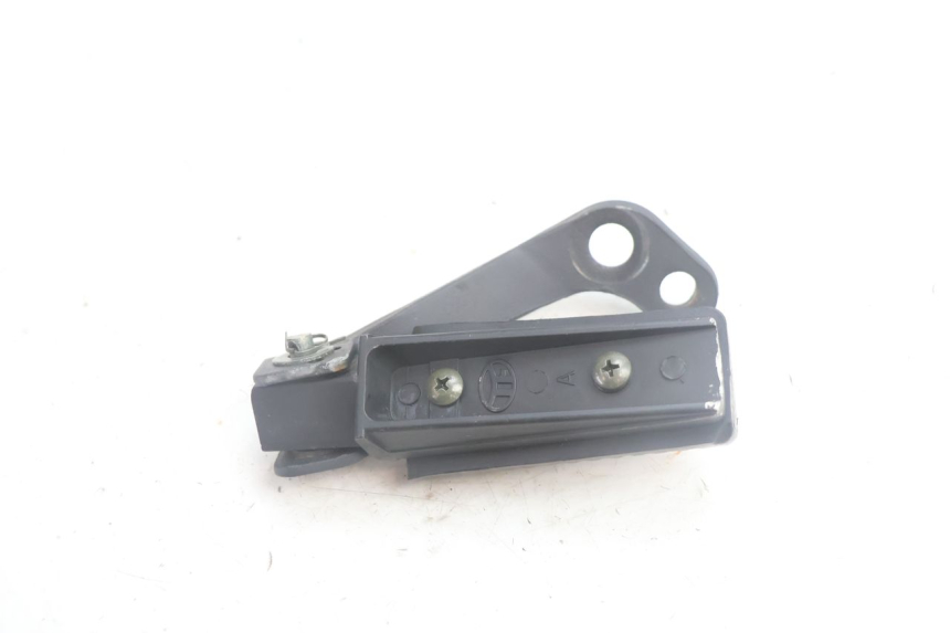 photo de CALE PIED AVANT DROIT MASH SEVENTY FIVE 125 (2013 - 2021) - Points de fixation
