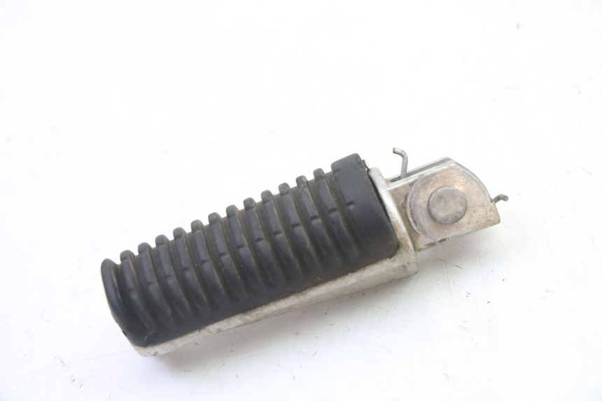 photo de CALE PIED AVANT DROIT YAMAHA TDR DELTABOX 125 (1993 - 2003)