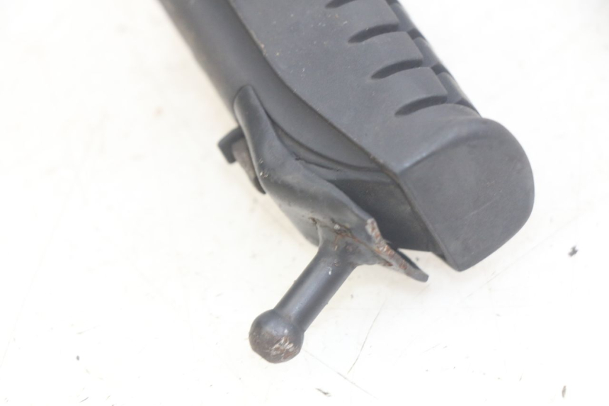 photo de CALE PIED AVANT DROIT DAELIM VJ ROADWIN FI 125 (2008 - 2017)