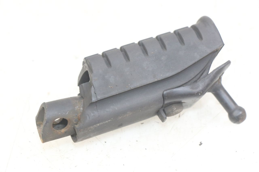 photo de CALE PIED AVANT DROIT DAELIM VJ ROADWIN FI 125 (2008 - 2017)