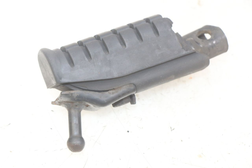 photo de CALE PIED AVANT DROIT DAELIM VJ ROADWIN FI 125 (2008 - 2017)