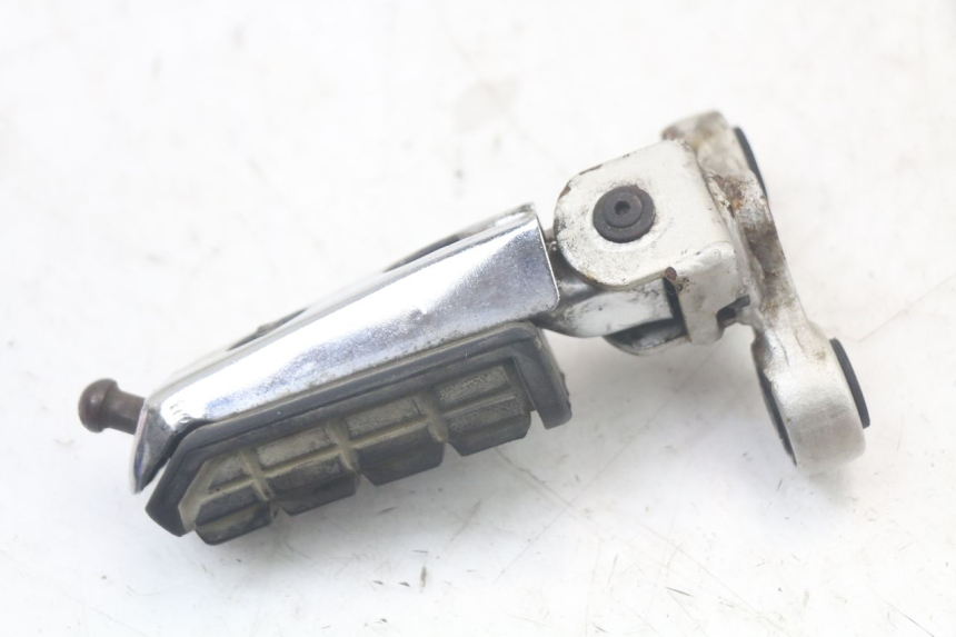 photo de CALE PIED AVANT DROIT YAMAHA FJ 3CX 1200 (1986 - 1996)