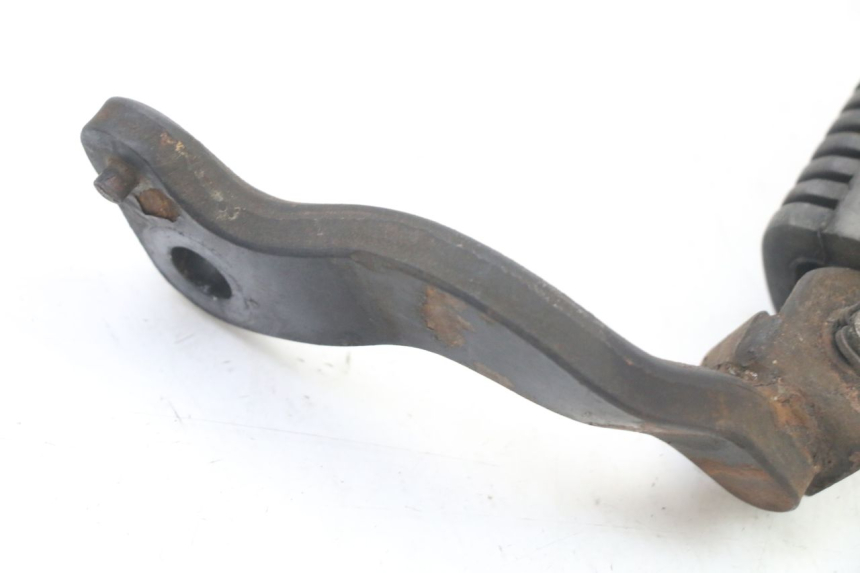 photo de CALE PIED AVANT DROIT YAMAHA SR 125 (1982 - 2003)