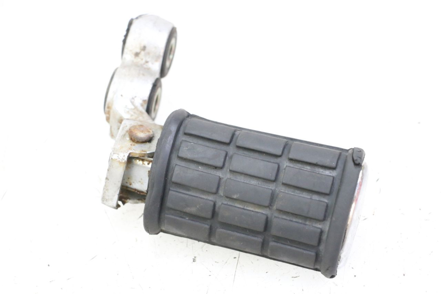 photo de CALE PIED AVANT DROIT YAMAHA XV VIRAGO 535 (1988 - 2004)