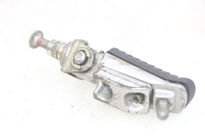 photo de CALE PIED AVANT DROIT KAWASAKI Z 750 (2007 - 2013)