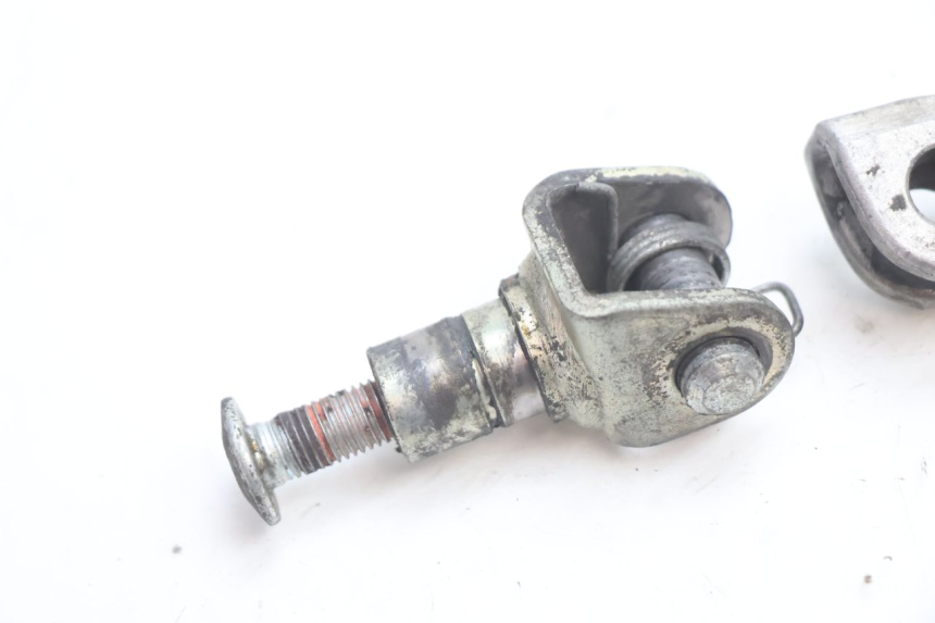 photo de CALE PIED AVANT DROIT KAWASAKI ZX-6R ZX6R 600 (1995 - 1997) - Détail de la pièce