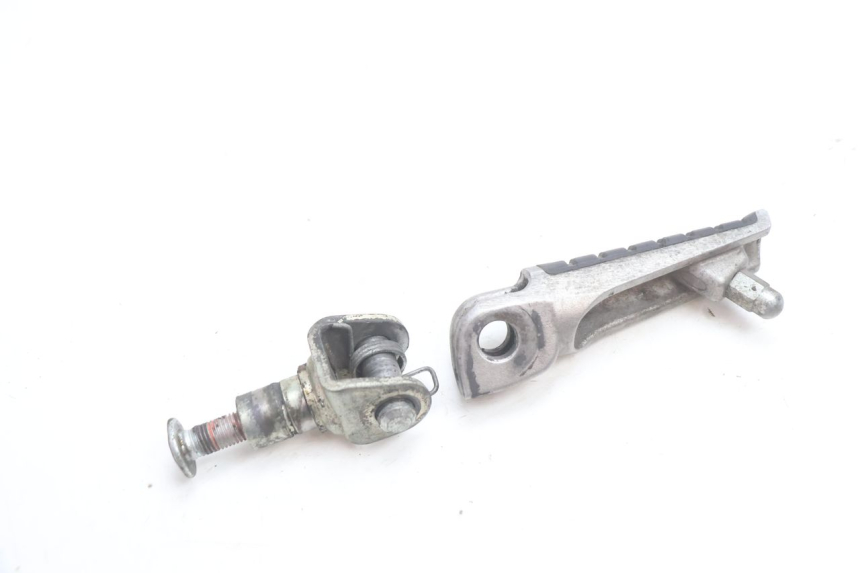 photo de CALE PIED AVANT DROIT KAWASAKI ZX-6R ZX6R 600 (1995 - 1997) - Autre angle de vue