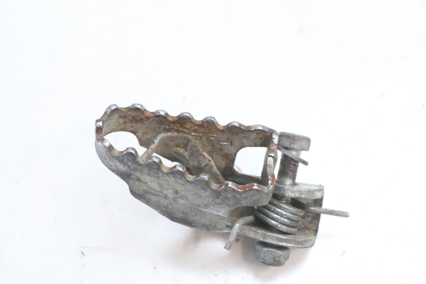 photo de CALE PIED AVANT GAUCHE HM HONDA DERAPAGE 50 (2007 - 2009) - Vue principale