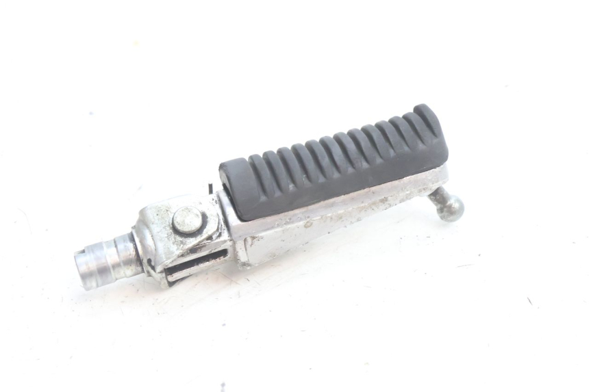 photo de CALE PIED AVANT GAUCHE YAMAHA FZ8 800 (2010 - 2016) - Zoom état d’usage