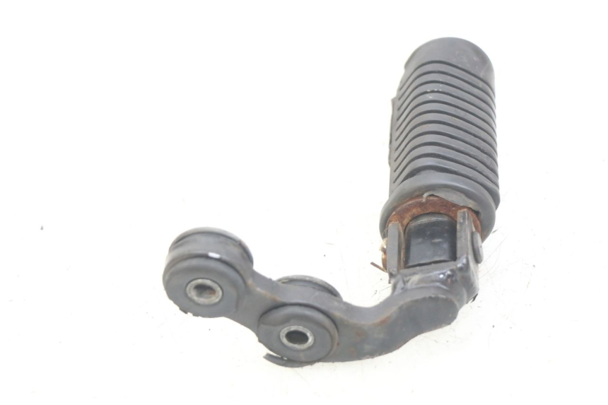 photo de REPOSE-PIED AVANT GAUCHE HONDA CM 125 (1983 - 2003)