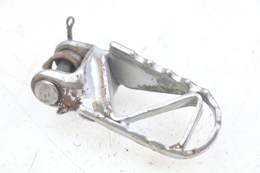 photo de REPOSE-PIED AVANT GAUCHE HONDA CR 80 (2001 - 2003)
