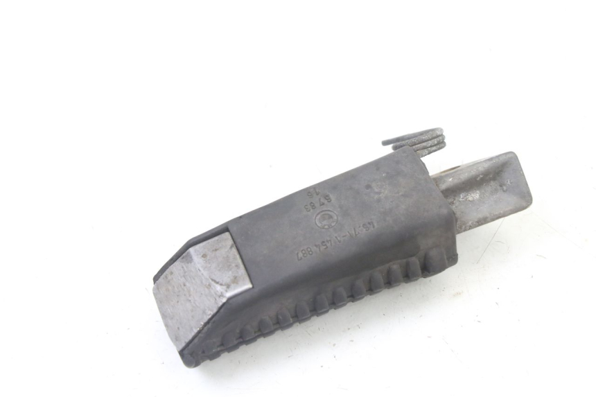 photo de CALE PIED AVANT GAUCHE BMW K 75 RT 750 (1989 - 1997)