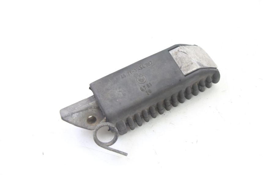 photo de CALE PIED AVANT GAUCHE BMW K 75 RT 750 (1989 - 1997)