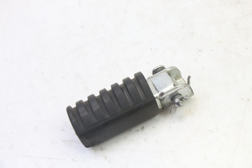 photo de CALE PIED AVANT GAUCHE YAMAHA PW 50 (1984 - 2020)