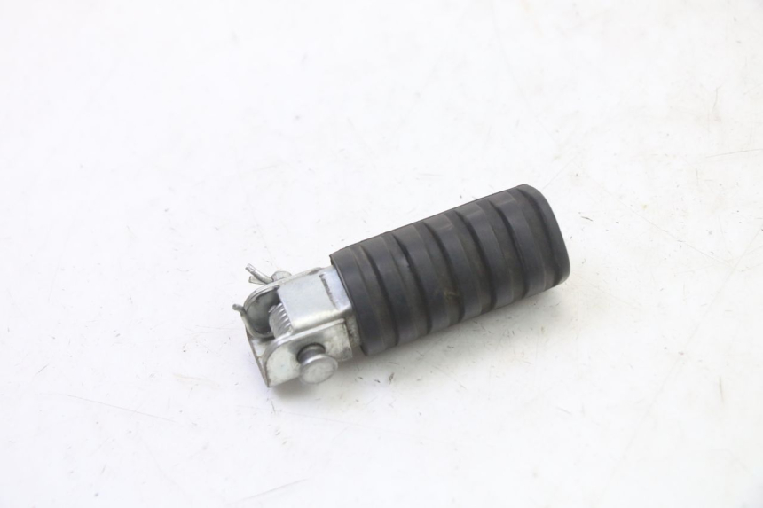 photo de CALE PIED AVANT GAUCHE YAMAHA PW 50 (1984 - 2020)