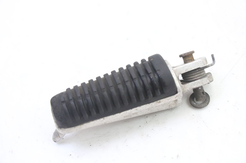photo de CALE PIED AVANT GAUCHE YAMAHA TDR DELTABOX 125 (1993 - 2003)
