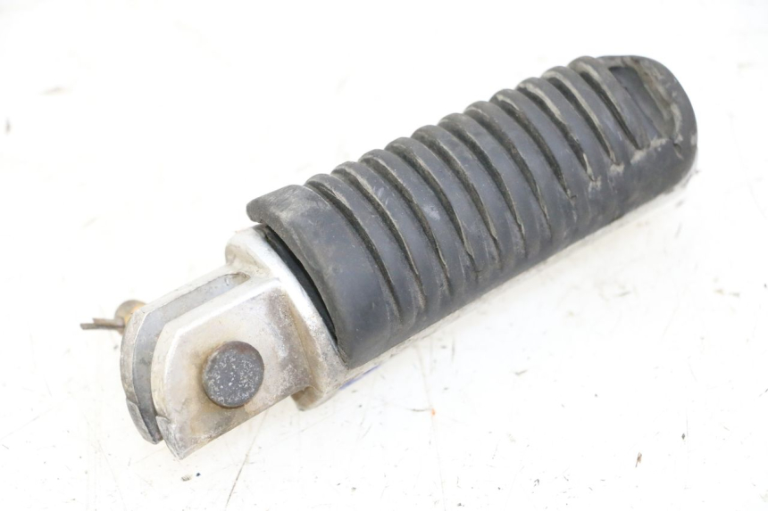 photo de CALE PIED AVANT GAUCHE YAMAHA XJN DIVERSION 600 (2000 - 2003)