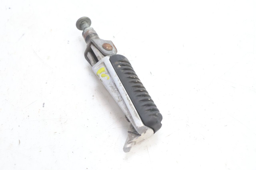 photo de CALE PIED AVANT GAUCHE YAMAHA XJR 1300 (1998 - 2002) - Autre angle de vue