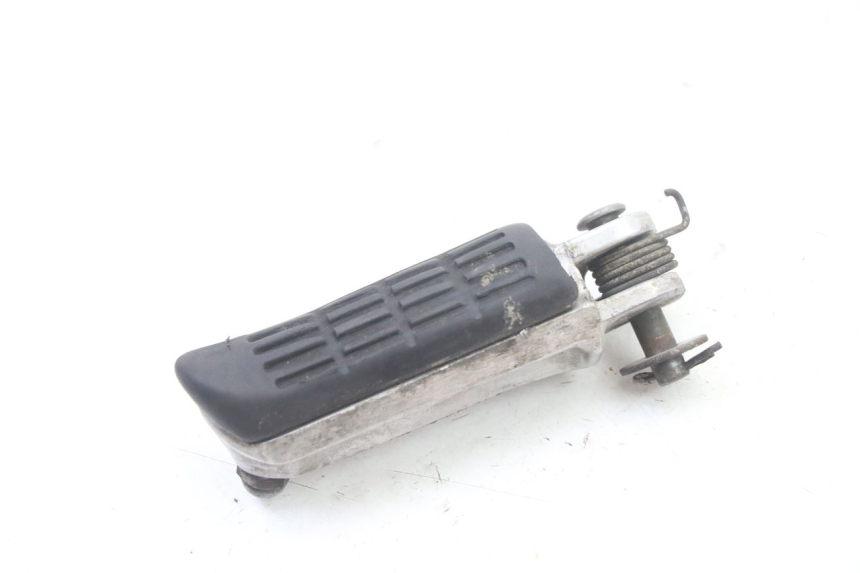photo de CALE PIED AVANT GAUCHE HONDA XLV VARADERO 125 (2000 - 2006)