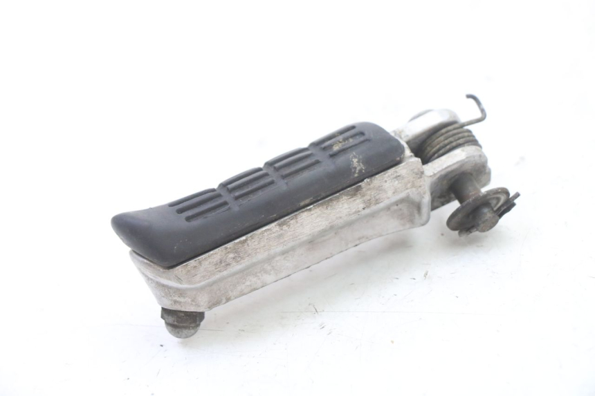 photo de CALE PIED AVANT GAUCHE HONDA XLV VARADERO 125 (2000 - 2006)