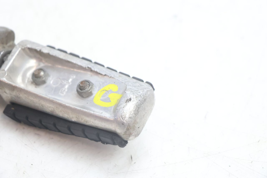 photo de CALE PIED AVANT GAUCHE YAMAHA XV VIRAGO 535 (1988 - 2004) - État de surface
