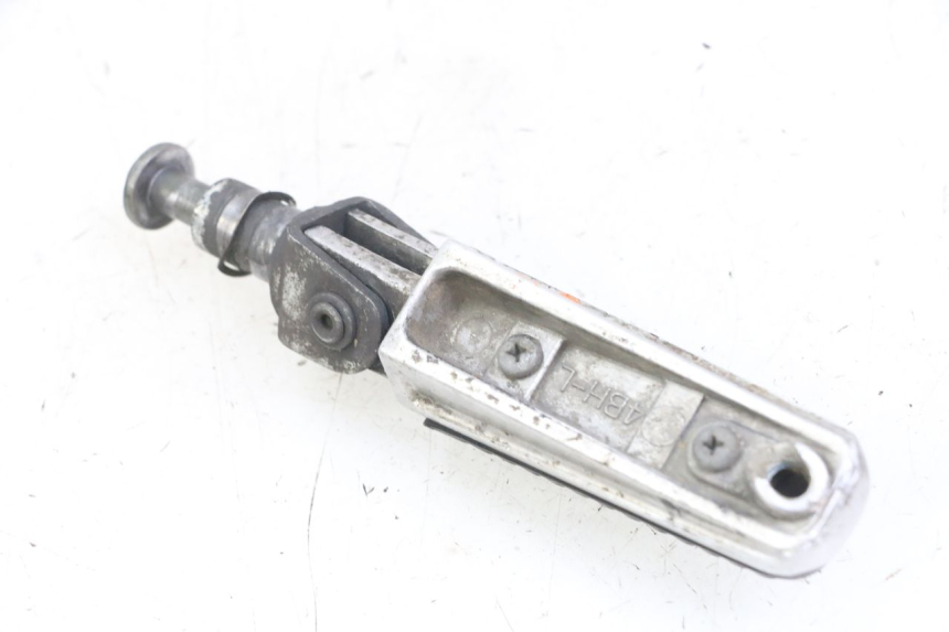 photo de CALE PIED AVANT GAUCHE YAMAHA FZS FAZER 600 (2001 - 2003)