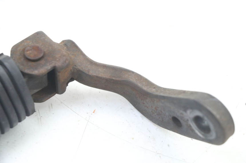 photo de CALE PIED AVANT GAUCHE YAMAHA SR 125 (1982 - 2003)