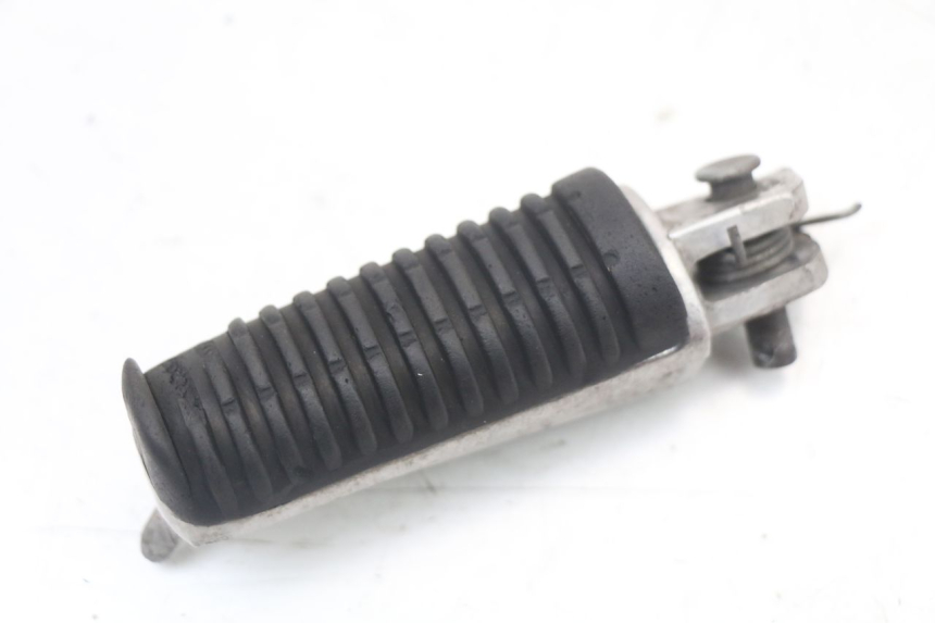 photo de CALE PIED AVANT GAUCHE YAMAHA TDR DELTABOX 125 (1993 - 2003)