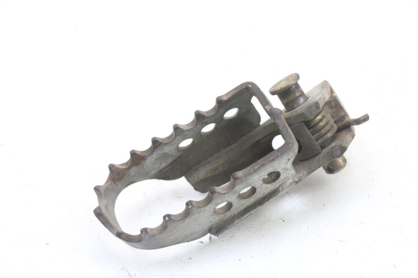 photo de CALE PIED AVANT GAUCHE YAMAHA TTR 125 (2000 - 2020)