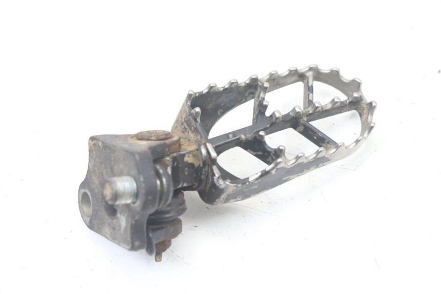 photo de CALE PIED AVANT GAUCHE YAMAHA YZ-F YZF 250 (2007 - 2013)