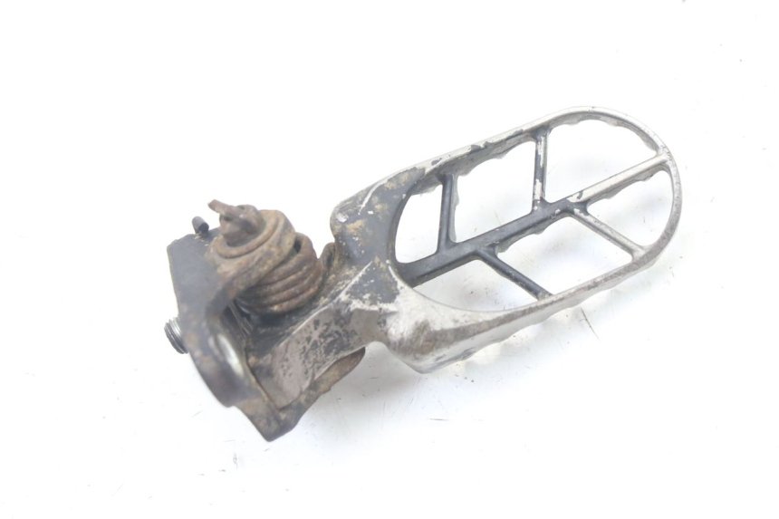 photo de CALE PIED AVANT GAUCHE YAMAHA YZ-F YZF 250 (2007 - 2013)