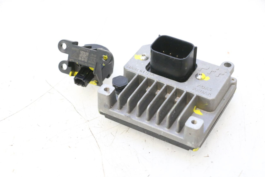 photo de CAMERA DE RECUL PIAGGIO MP3 HPE 530 (2022 - 2026) - Zoom état d’usage