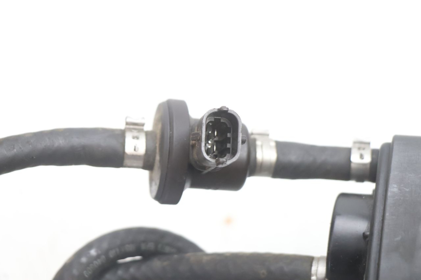 photo de CANISTER CAN-AM SPYDER RS 1000 (2008 - 2012) - Zoom état d’usage