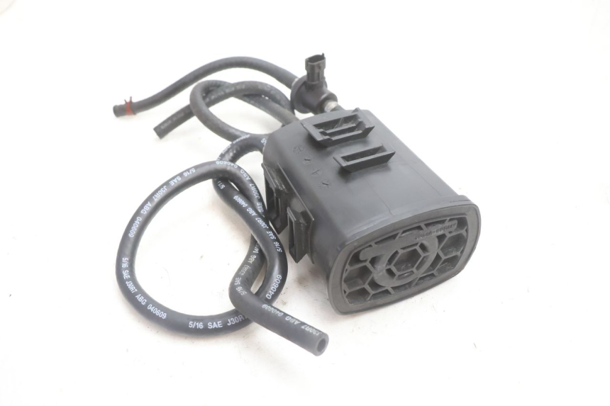 photo de CANISTER CAN-AM SPYDER RS 1000 (2008 - 2012) - Autre angle de vue