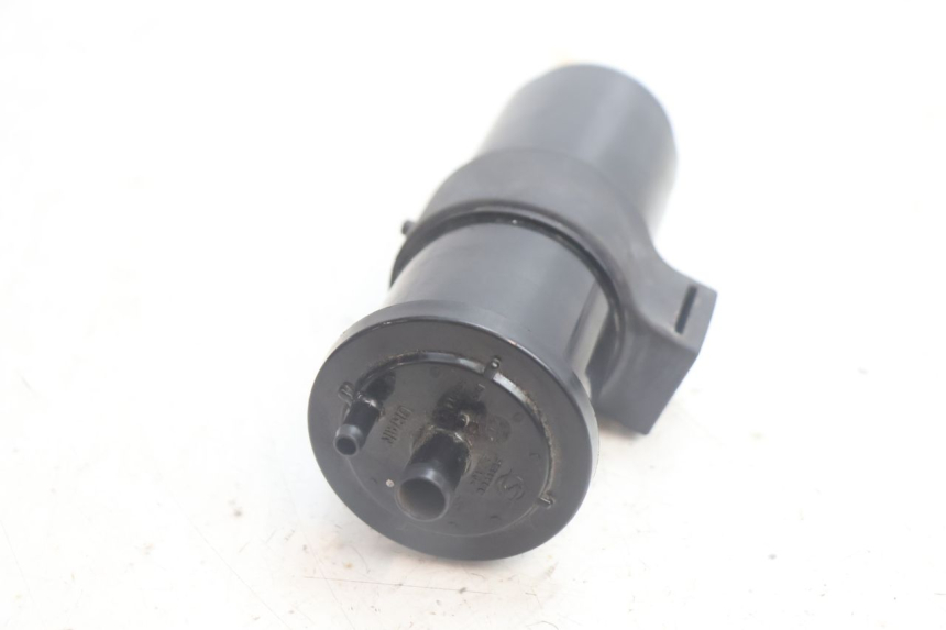 photo de CANISTER PIAGGIO ZIP IGET 4T 50 (2021 - 2023) - Zoom état d’usage