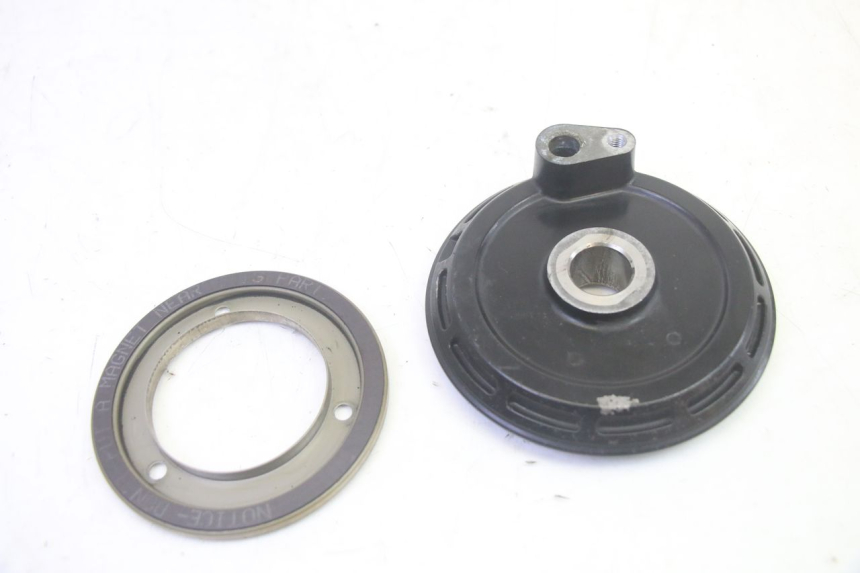 photo de CAPTEUR ABS ARRIERE YAMAHA FJR ABS 1300 (2006 - 2012) - Vue d’ensemble