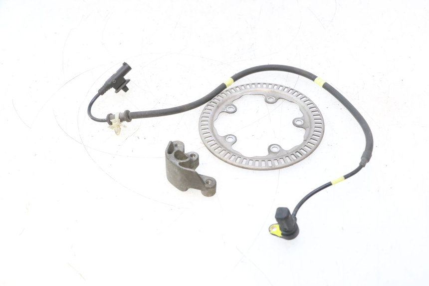 photo de CAPTEUR ABS ARRIERE PIAGGIO MP3 500 (2016 - 2018) - État de surface