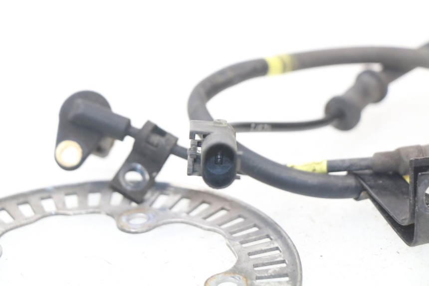 photo de CAPTEUR ABS ARRIERE PIAGGIO VESPA GTS IE ABS 300 (2016 - 2018)