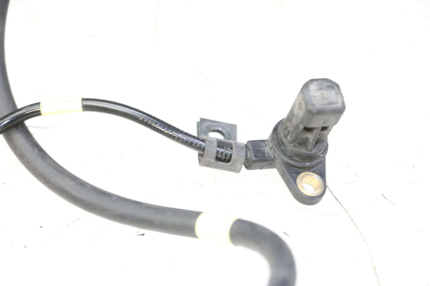 photo de CAPTEUR ABS ARRIERE PIAGGIO VESPA GTS IGET ABS 125 (2017 - 2023)