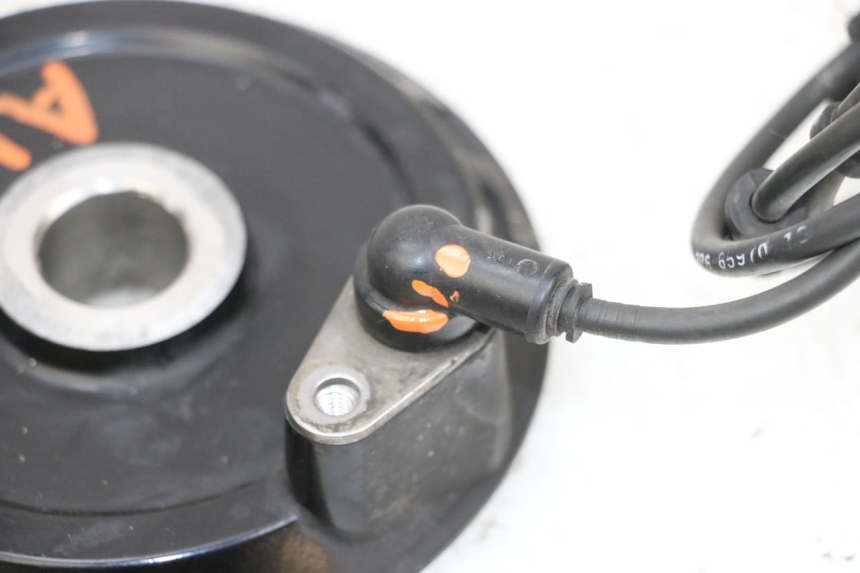 photo de CAPTEUR ABS AVANT YAMAHA FJR ABS 1300 (2006 - 2012) - Vue d’ensemble