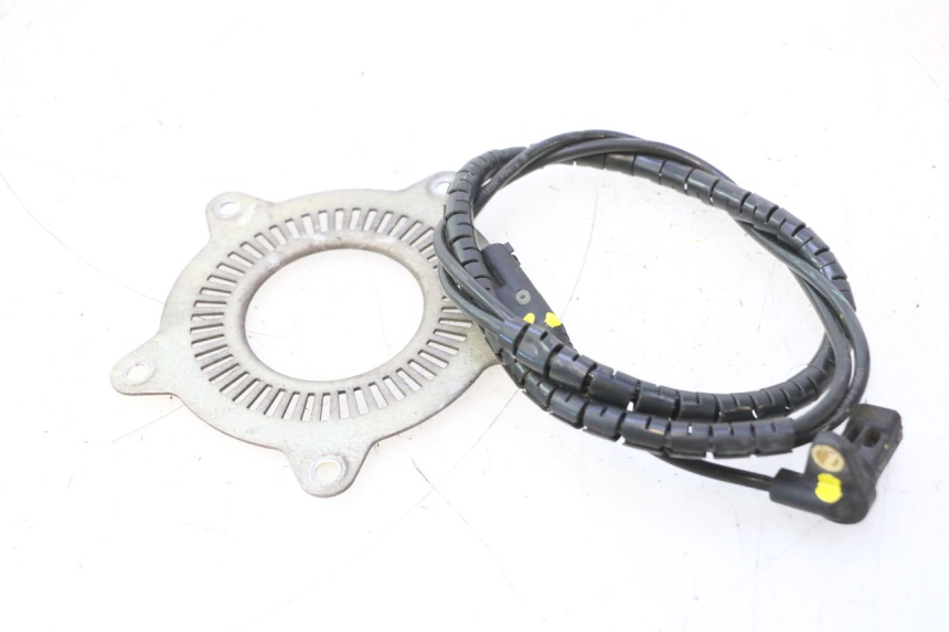 photo de CAPTEUR ABS AVANT PIAGGIO LIBERTY IGET S 125 (2016 - 2020) - Points de fixation