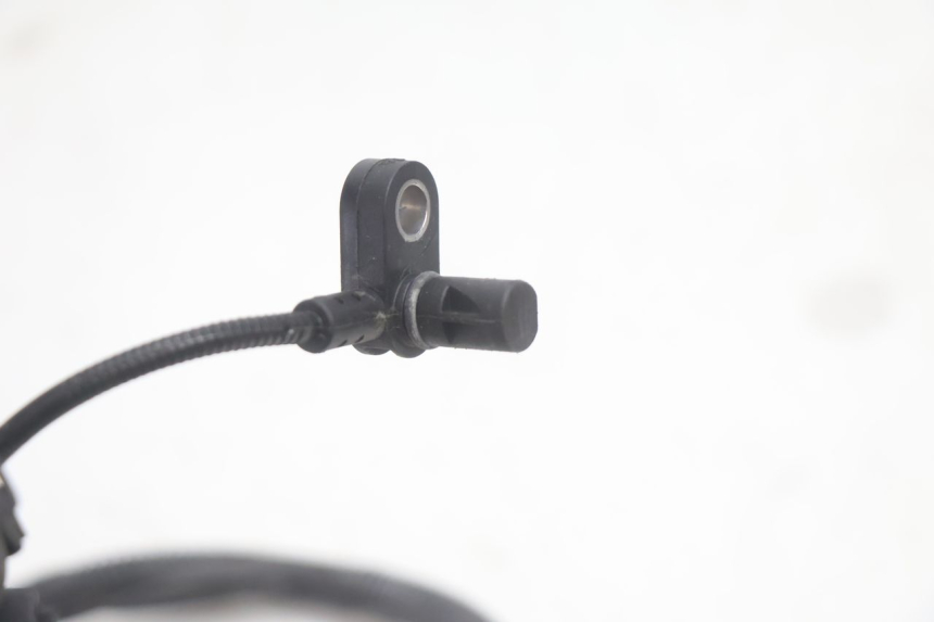 photo de CAPTEUR ABS AVANT PIAGGIO MP3 HPE 530 (2022 - 2026) - Vue d’ensemble