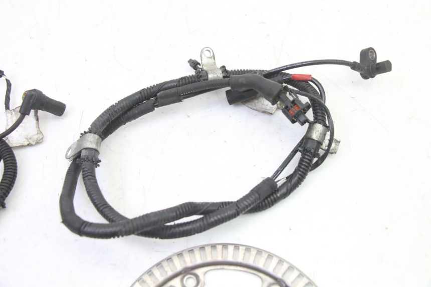 photo de CAPTEUR ABS AVANT PIAGGIO MP3 500 (2014 - 2016)