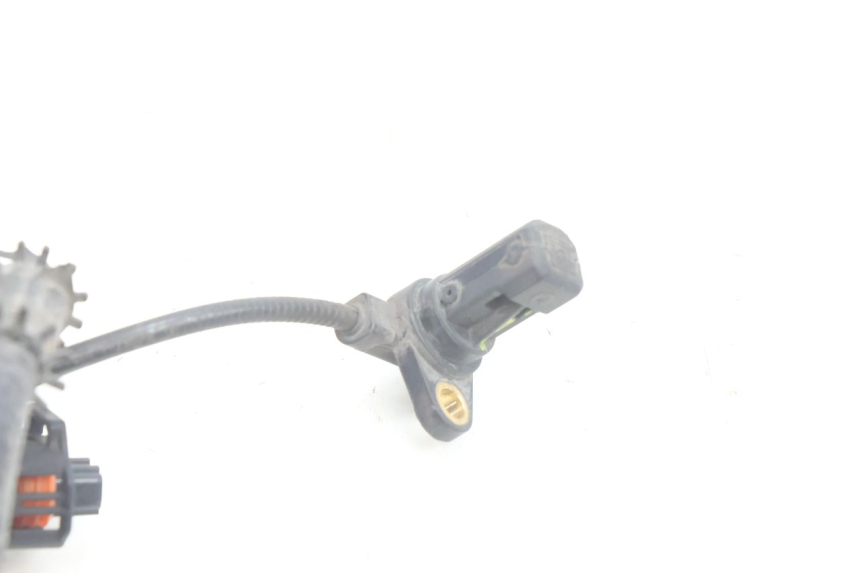 photo de CAPTEUR ABS AVANT PIAGGIO MP3 500 (2016 - 2018) - État de surface
