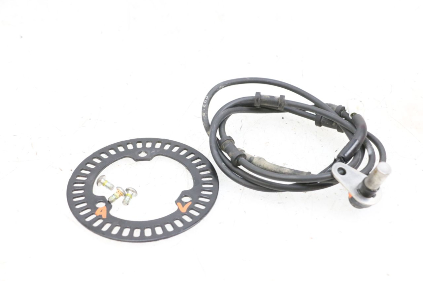 photo de CAPTEUR ABS AVANT YAMAHA MT-07 MT07 ABS 700 (2018 - 2020) - Détail de la pièce