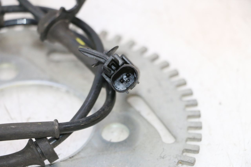 photo de CAPTEUR ABS AVANT CAN-AM SPYDER RS 1000 (2008 - 2012) - Points de fixation